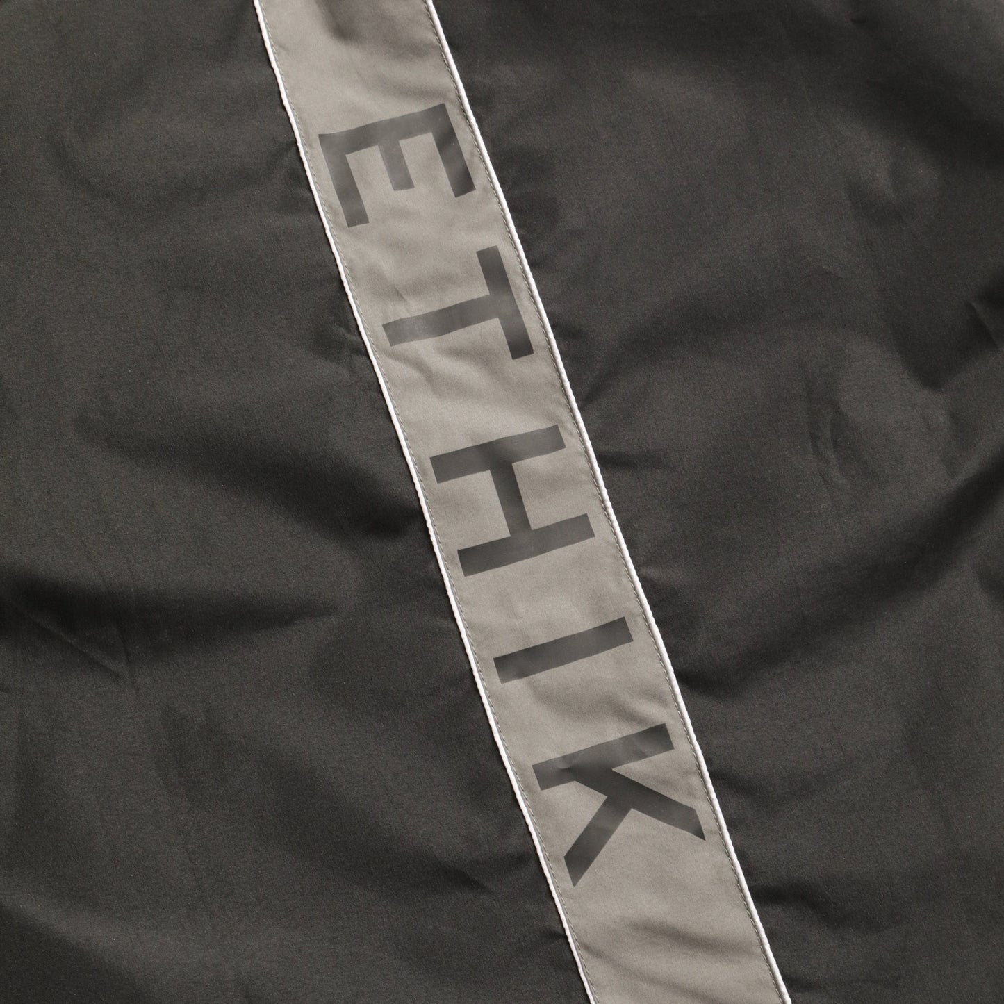 Pipeline Windbreaker | Black