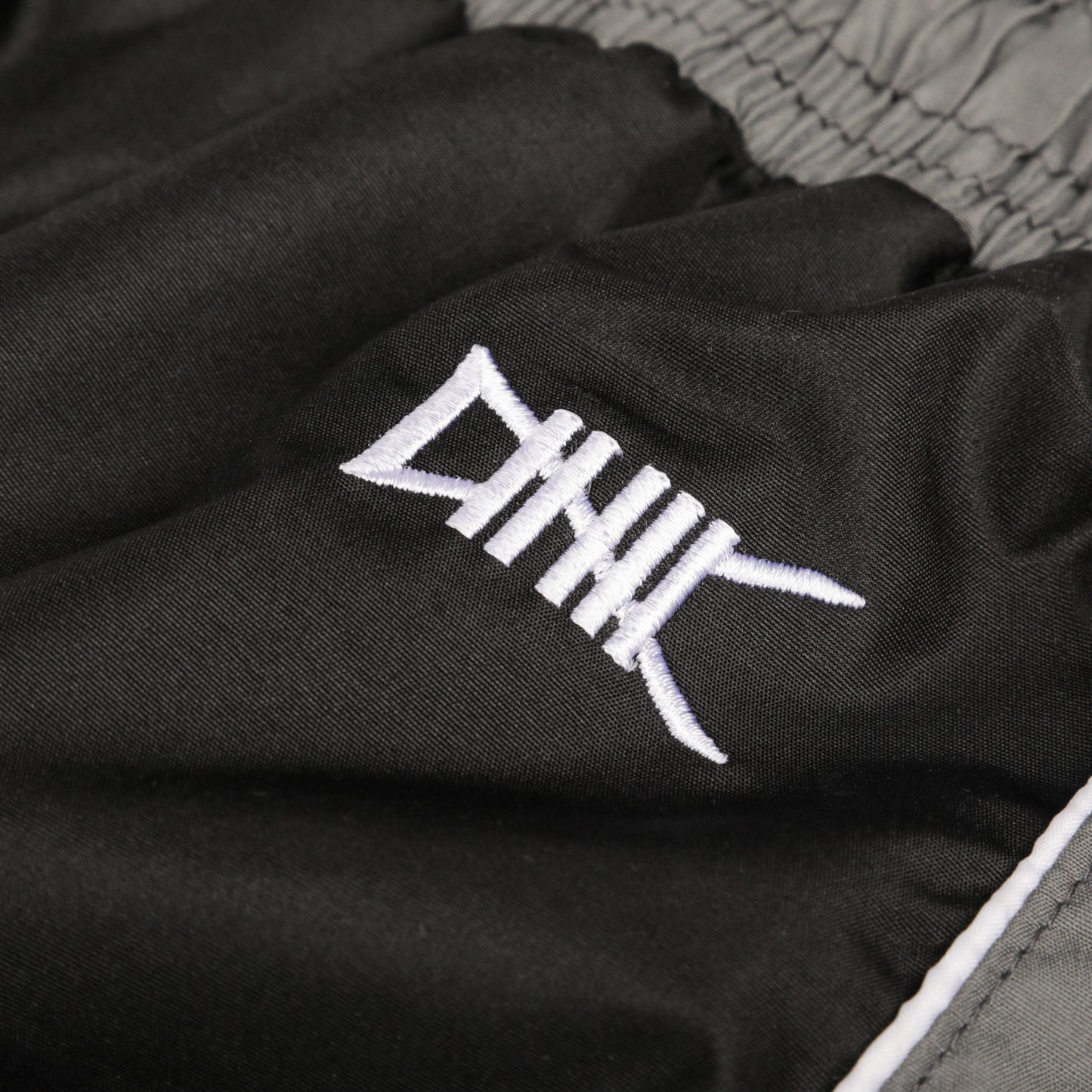 Women's Pipeline Shorts | Black