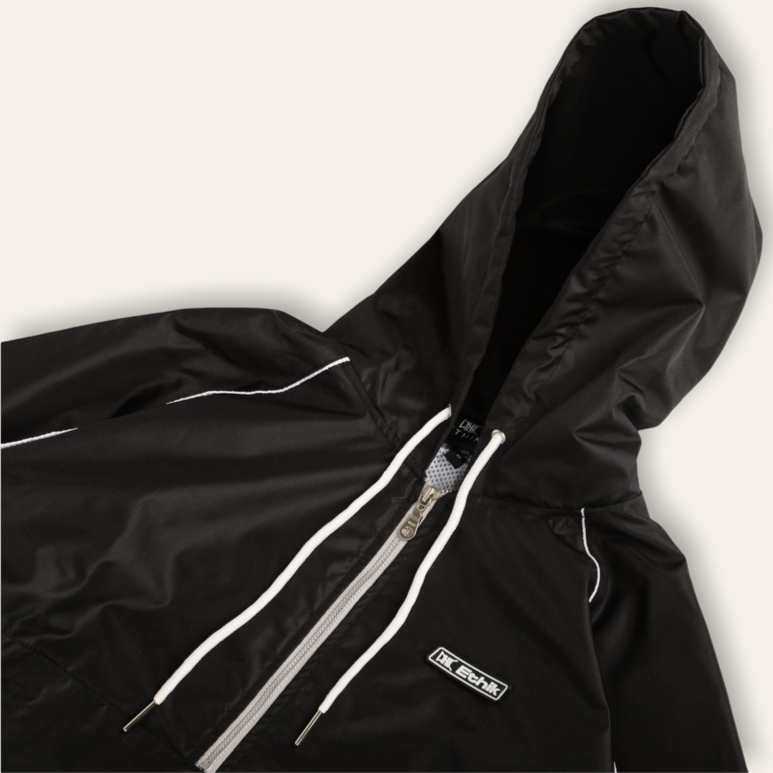 Women's Pipeline Windbreaker | Black