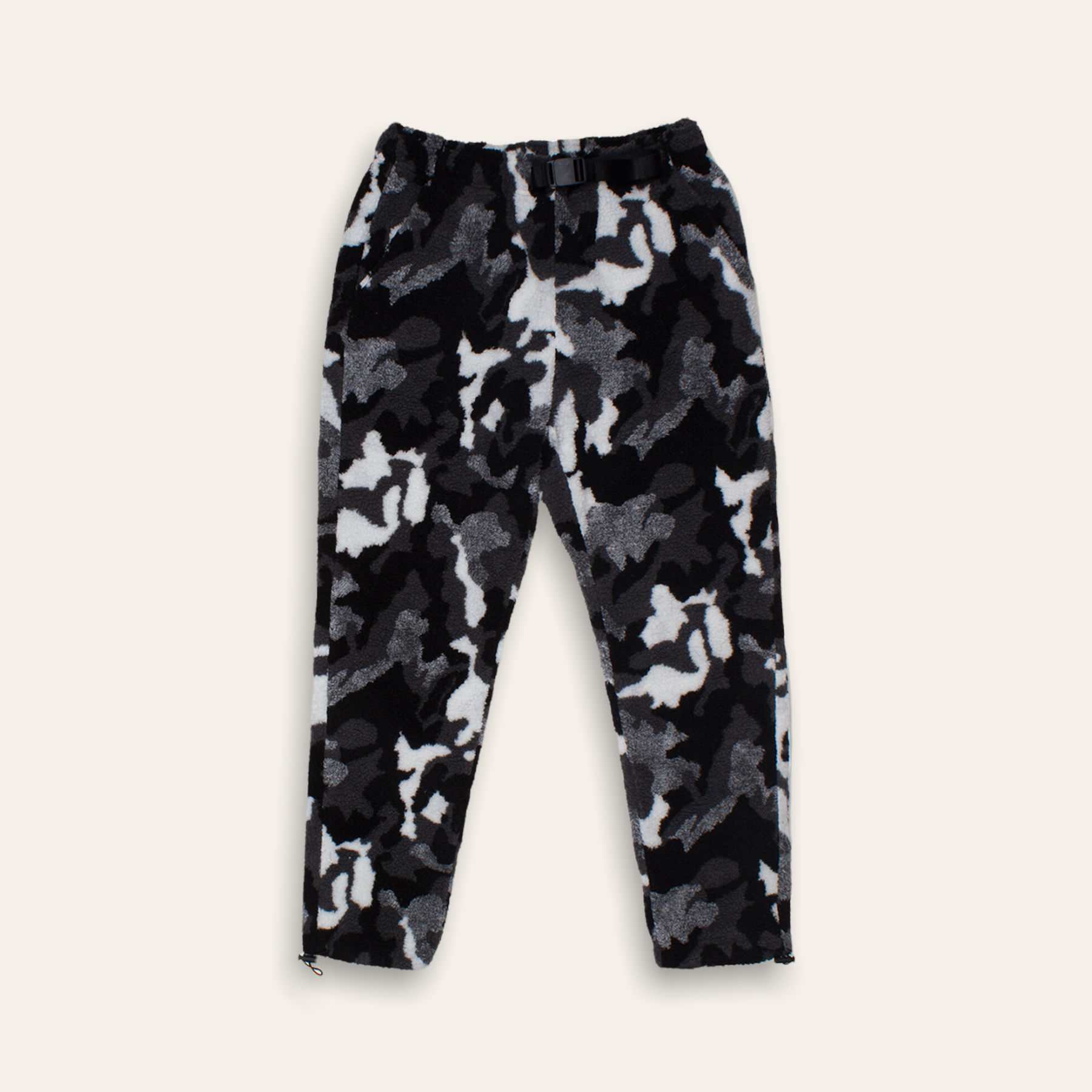 NWT Sherpa Lined outlet Camo Sweatpants