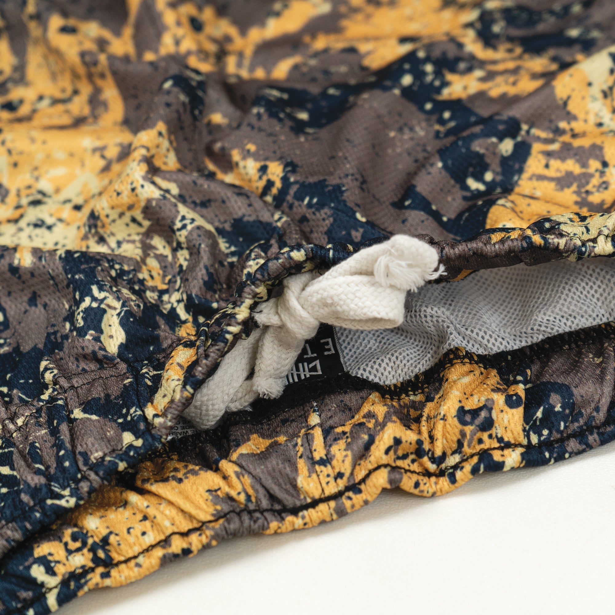 Jackson Mesh Shorts | Earthquake