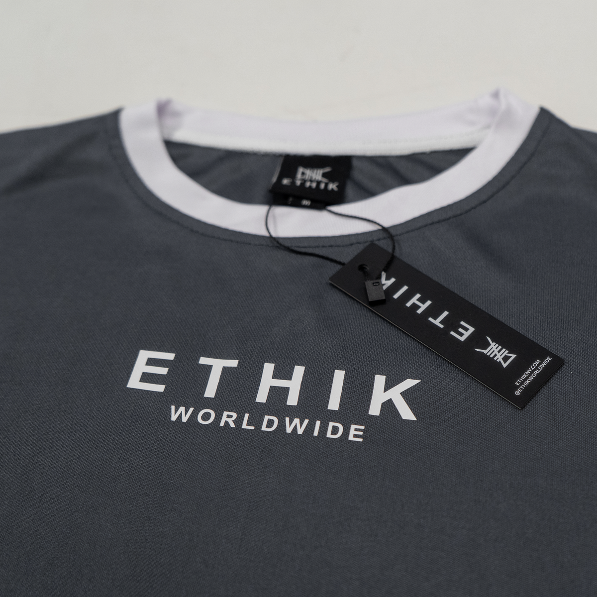 Waves Tee