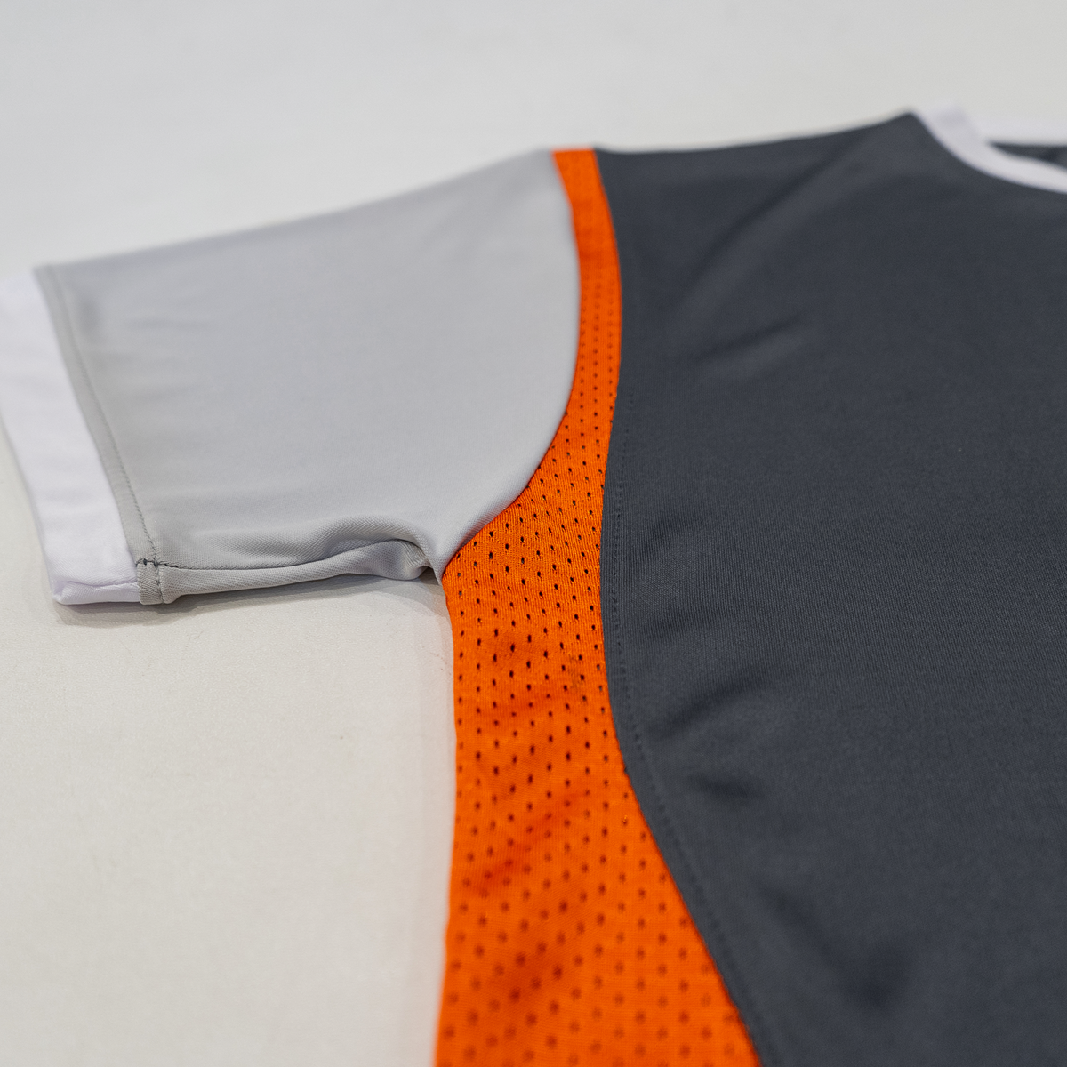 Waves Tee