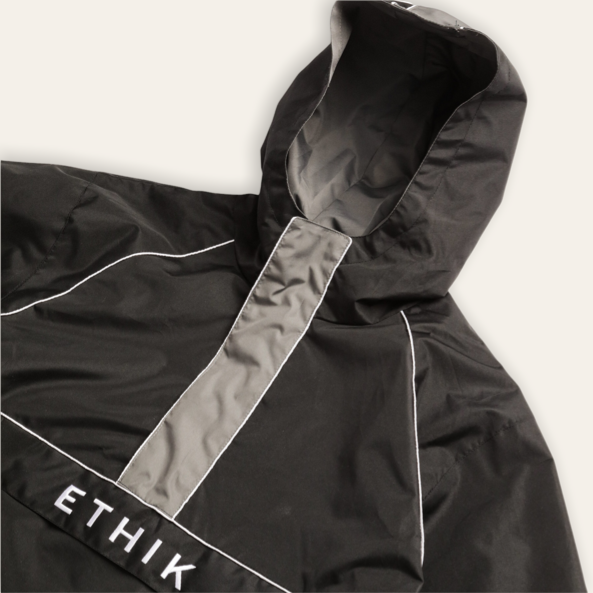 Pipeline Windbreaker | Black