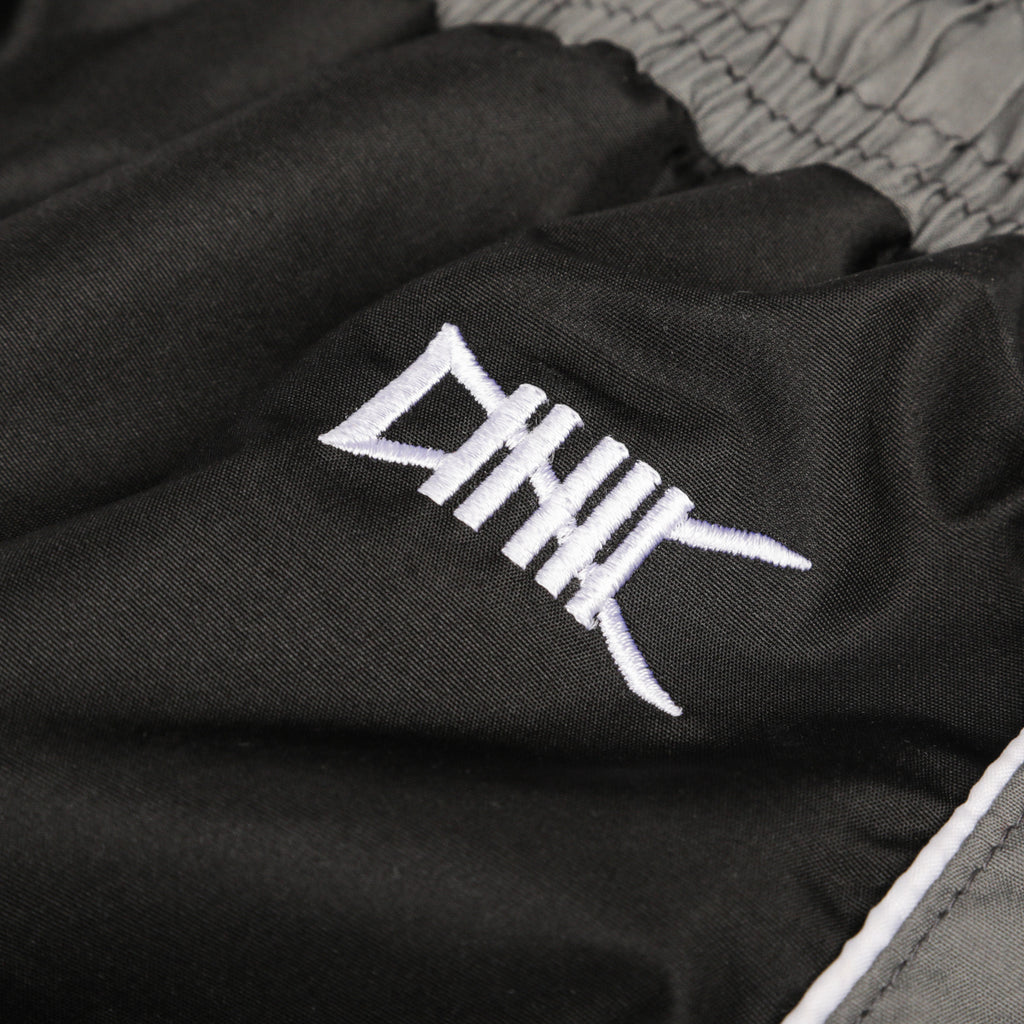 Pipeline Shorts | Black