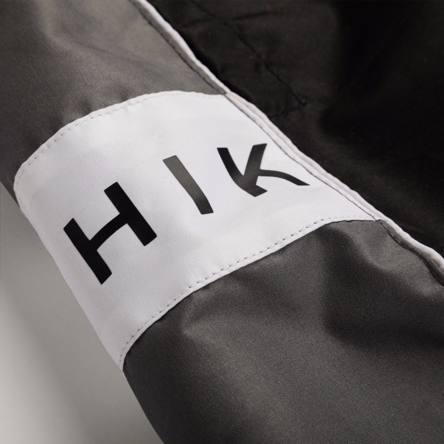 Pipeline Shorts | Black