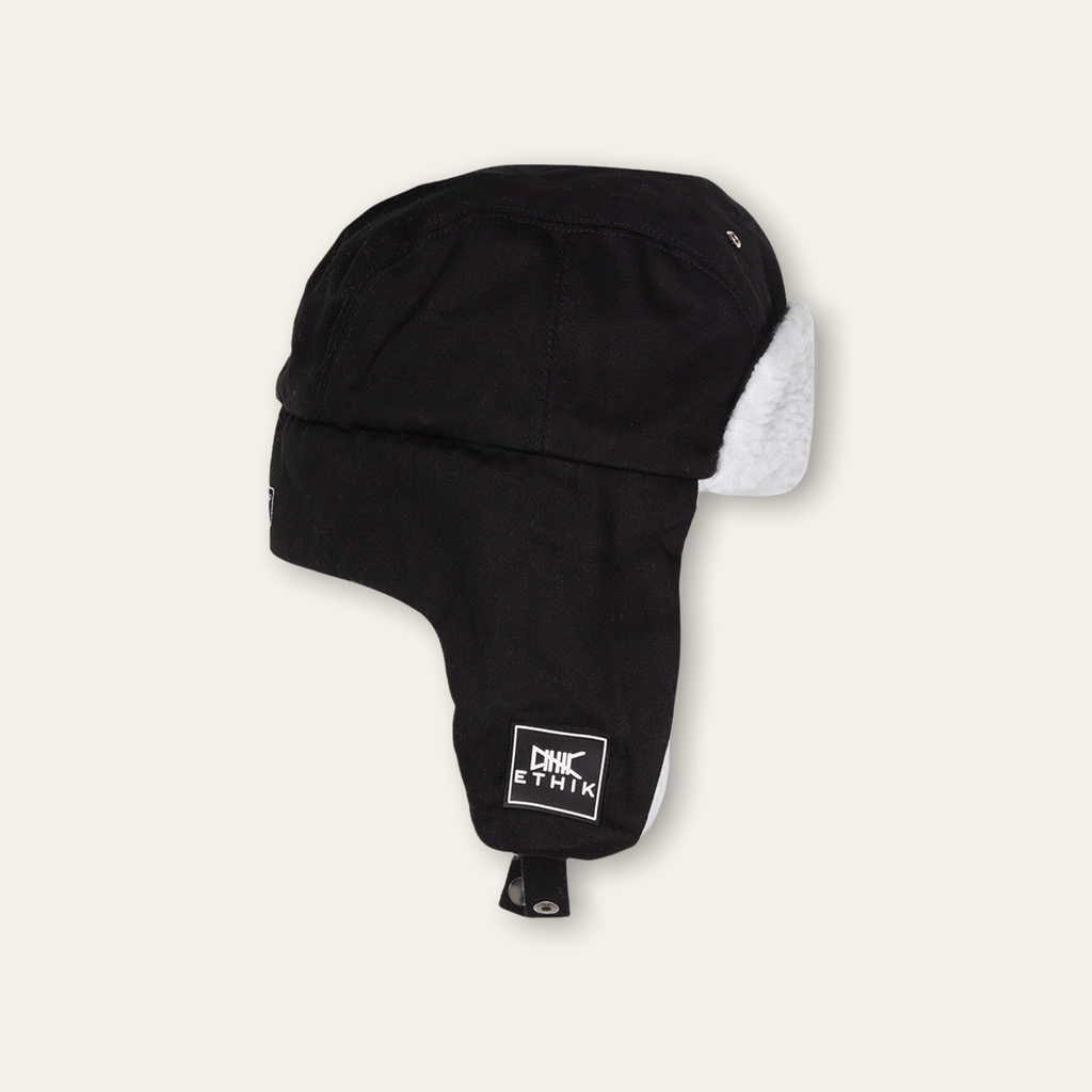 International Trapper Cap | Black